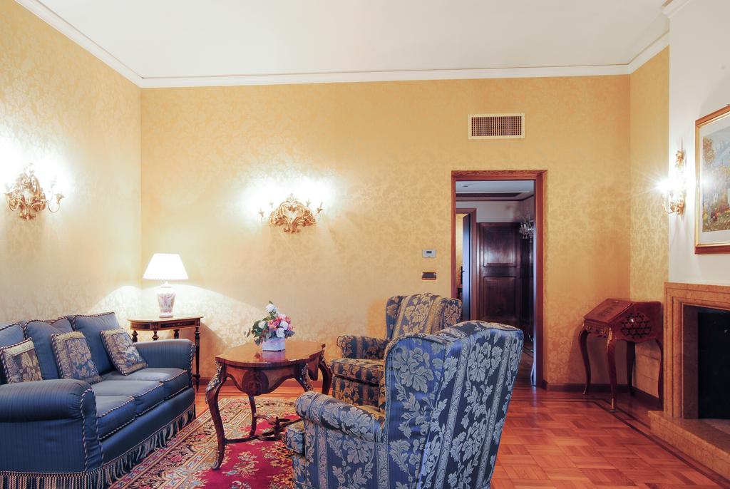 Park Hotel Villa Potenziani Rieti Exteriér fotografie