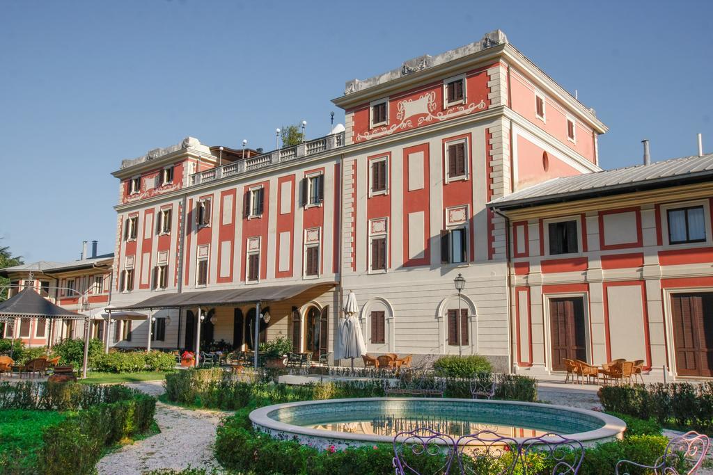 Park Hotel Villa Potenziani Rieti Exteriér fotografie